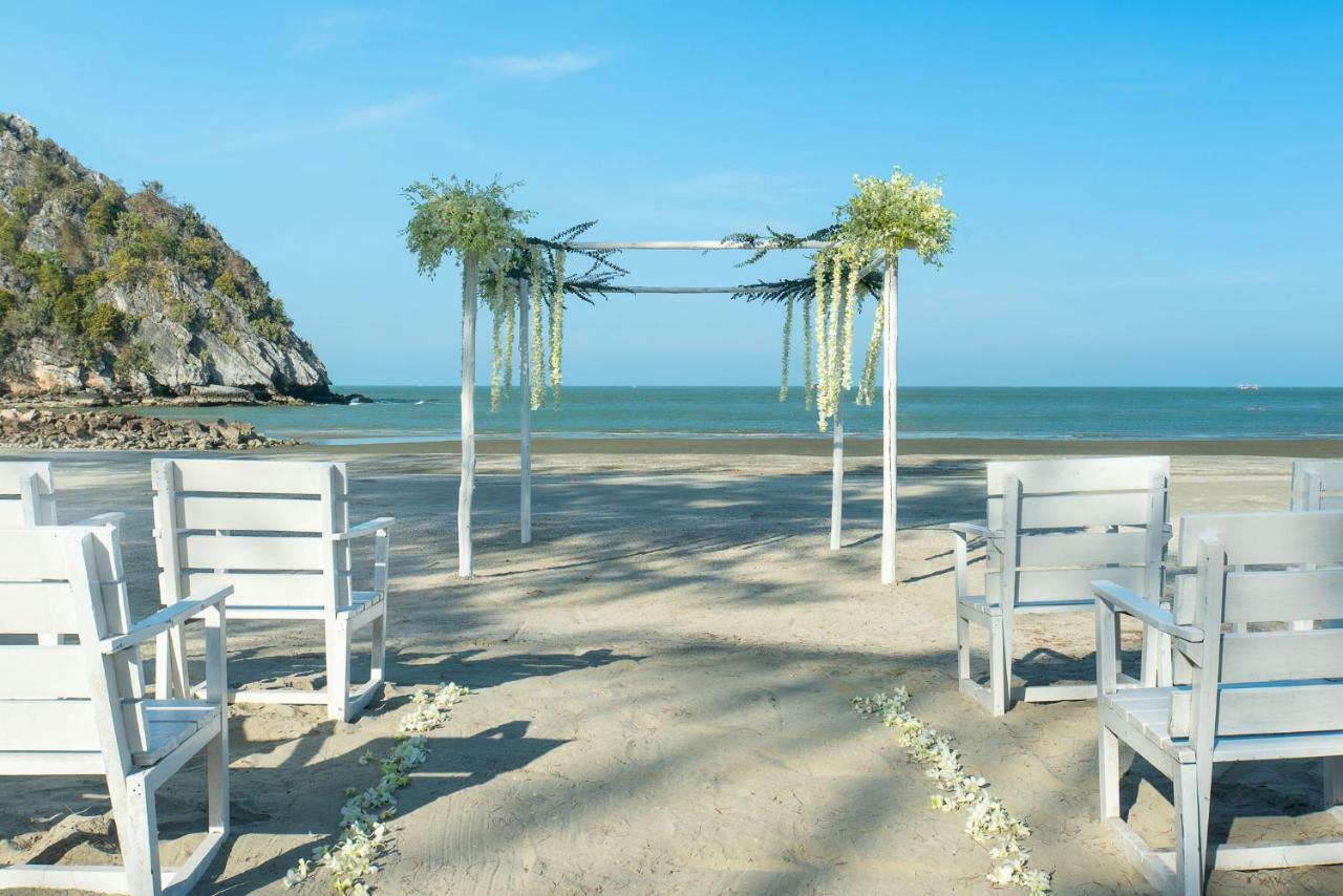 La Isla Pranburi Beach Resort Sam Roi Yot Esterno foto
